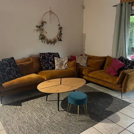 Maison 11personnes Calme, Emplacement Ideal